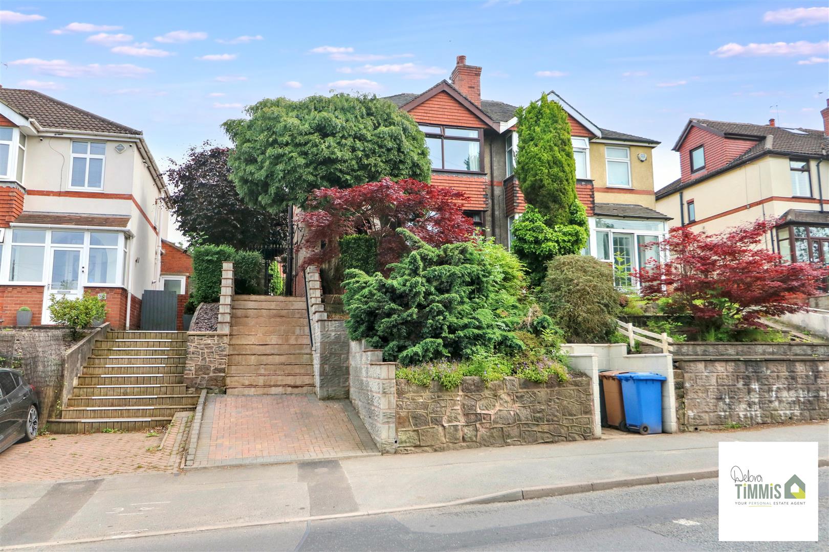 3 bed property in Leek New Road, Stoke-On-Trent